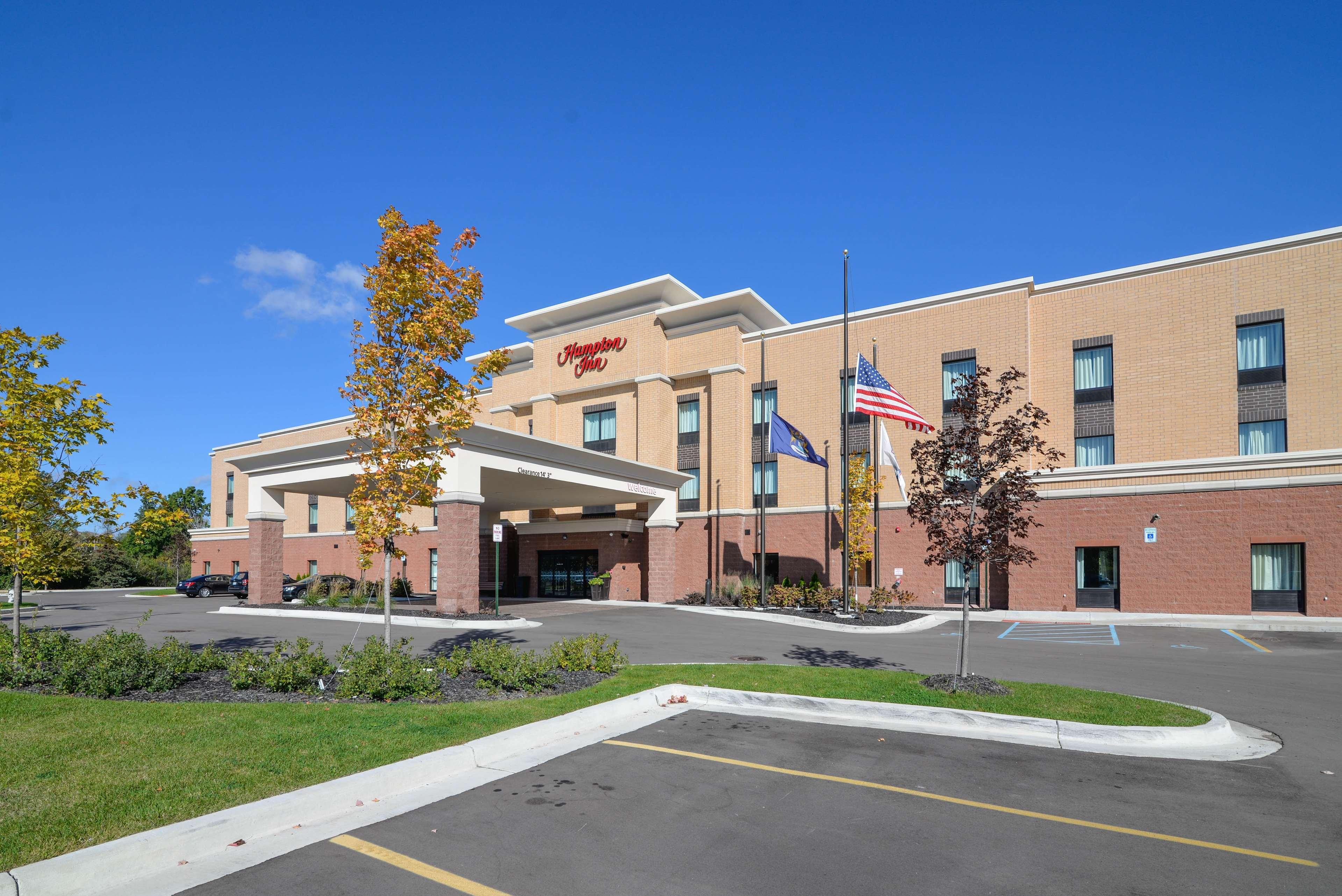 Hampton Inn Brighton Mi Exteriör bild