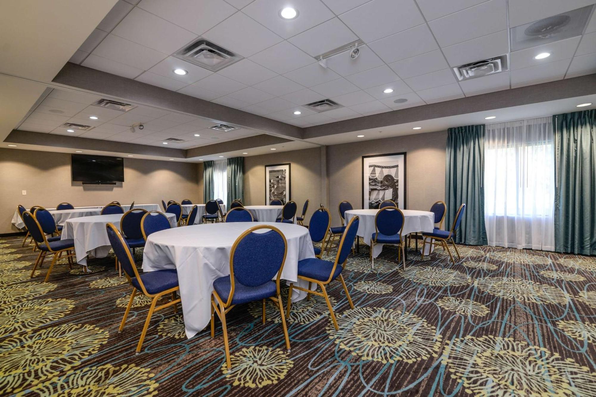 Hampton Inn Brighton Mi Exteriör bild