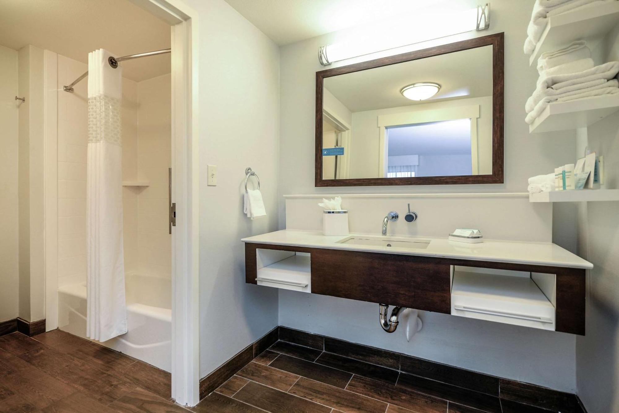 Hampton Inn Brighton Mi Exteriör bild