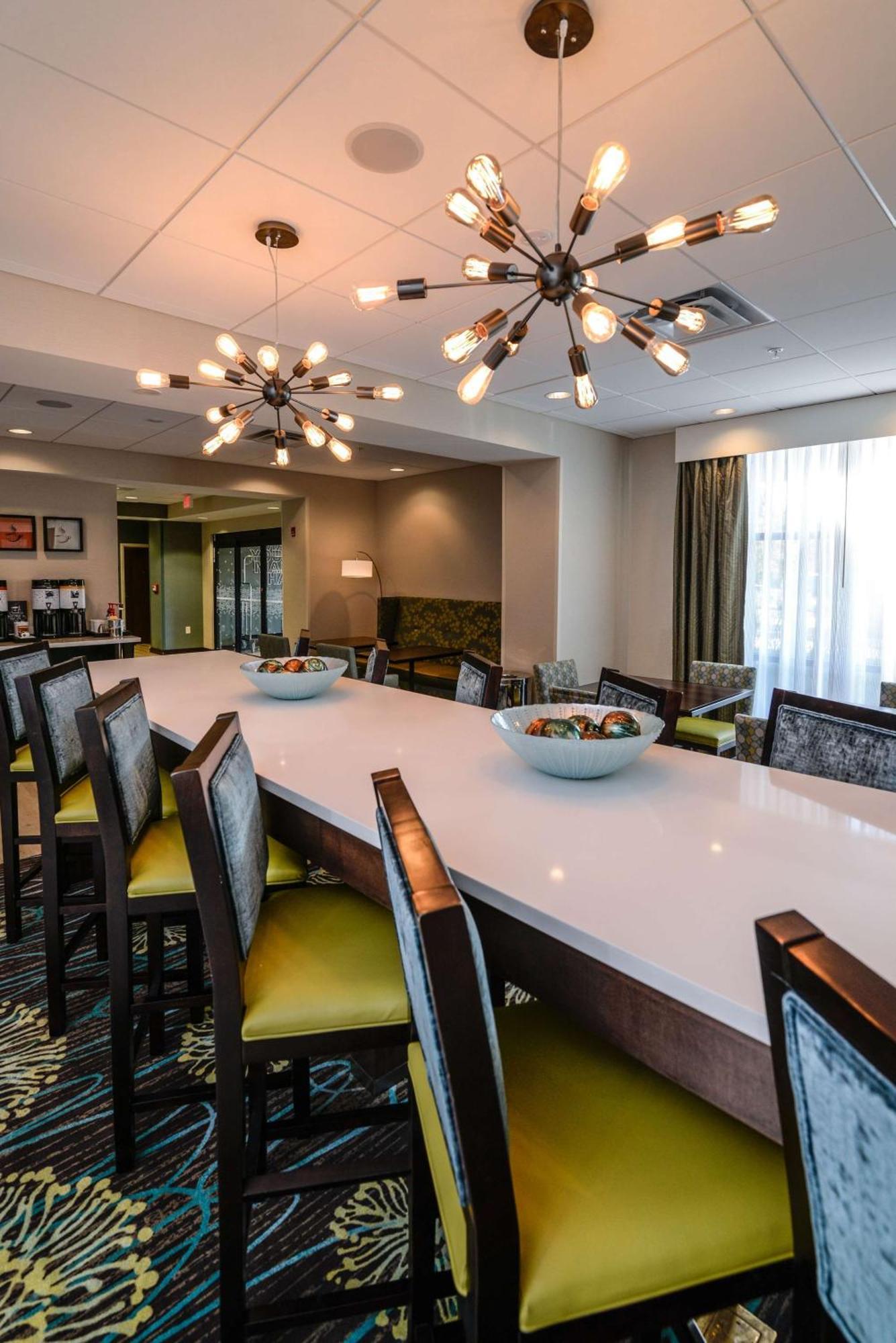 Hampton Inn Brighton Mi Exteriör bild